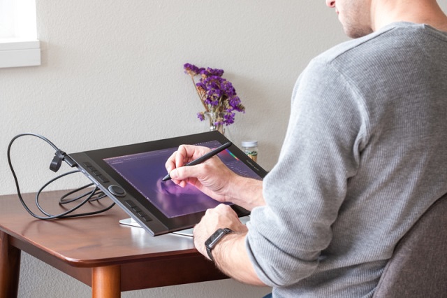 XP-Pen Artist Pro 16 drawing tablet monitor