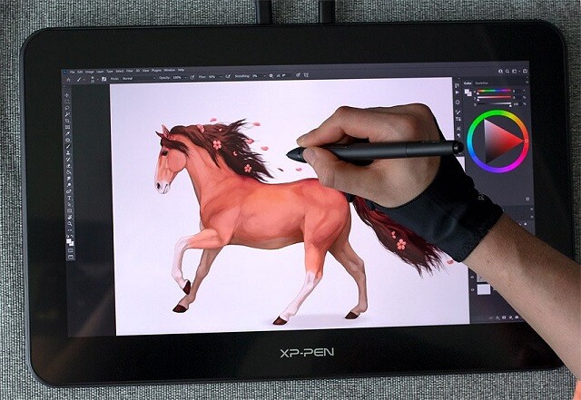 XP-Pen Artist Pro 16TP screen drawing tablet monitor for photo editing