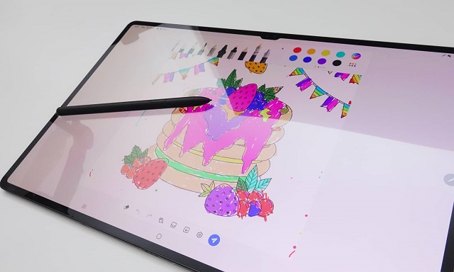 samsung galaxy tab S8 ultra tablet for drawing